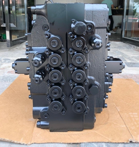 DX225 Control Valve