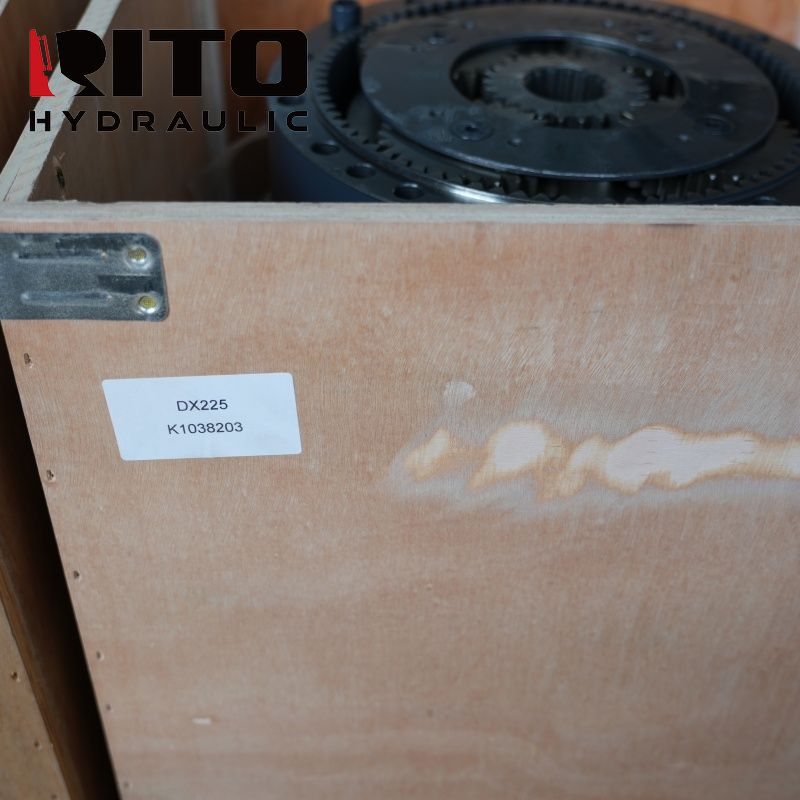 K1038203 Swing Gearbox K1038203 Swing Gearbox